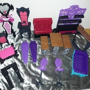 Monster High Furniture